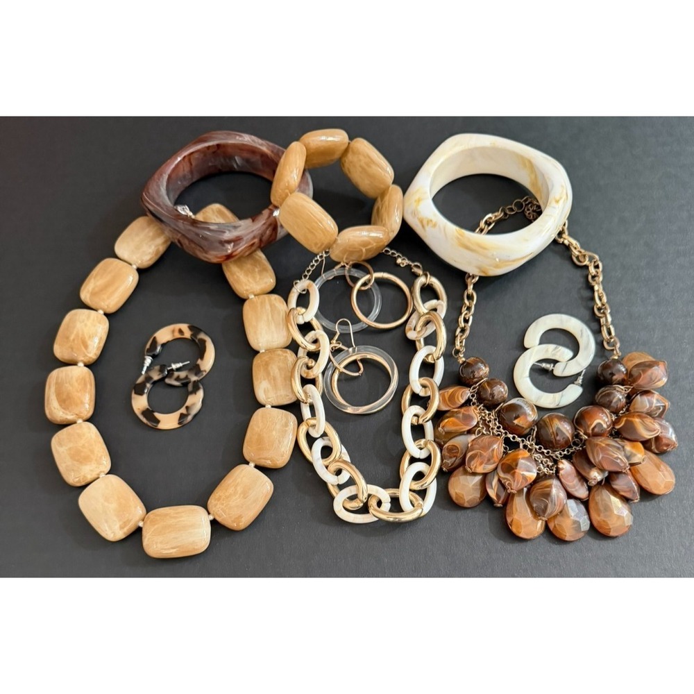 Fashion Jewelry Coordinating Lot Caramel Cocoa White Swirl Gold Tortoise Shell